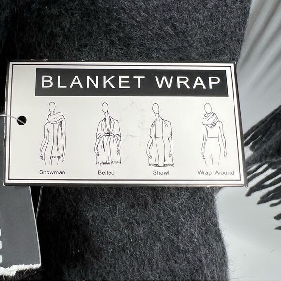 Steve  Madden Blanket Scarf - Picture 4 of 4